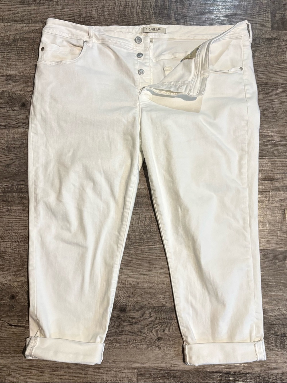 Liverpool The Keeper Jeans Women’s Size 20W White Button Fly Boyfriend Denim